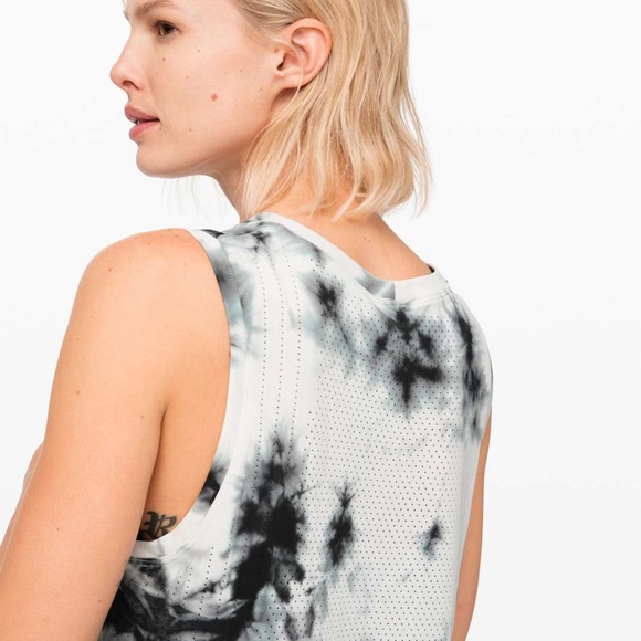 NWT lululemon Train to Be Tank Shibori XL Tie Dye - Picture 3 of 5